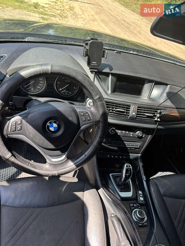 Внедорожник / Кроссовер BMW X1 2014 в Радомышле