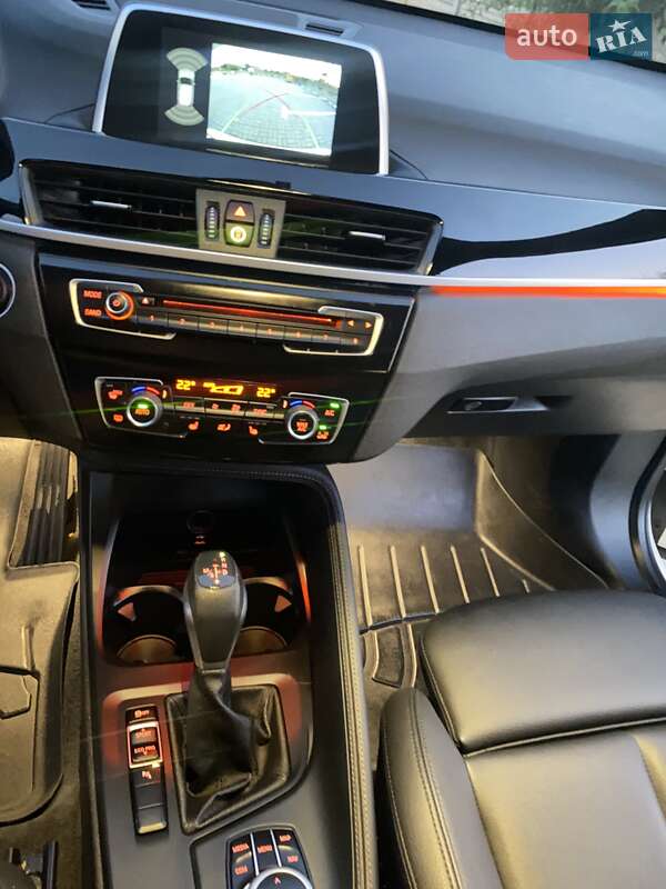 Внедорожник / Кроссовер BMW X1 2019 в Запорожье