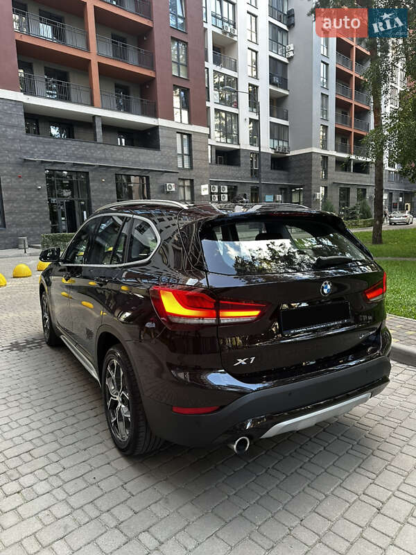 Позашляховик / Кросовер BMW X1 2021 в Броварах