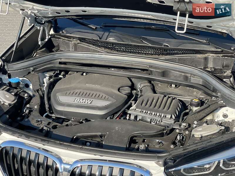 Позашляховик / Кросовер BMW X1 2021 в Ужгороді