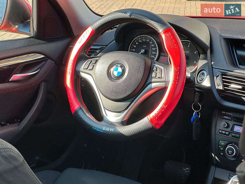 Позашляховик / Кросовер BMW X1 2013 в Одесі