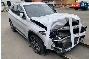 Внедорожник / Кроссовер BMW X1 2017 в Одессе