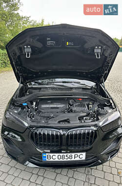 Внедорожник / Кроссовер BMW X1 2019 в Городке