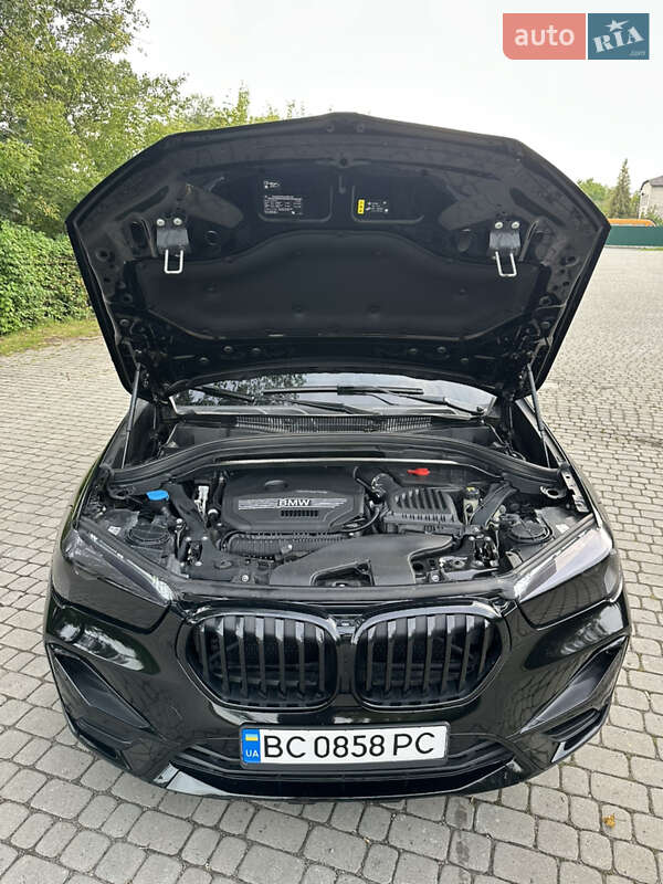 Внедорожник / Кроссовер BMW X1 2019 в Городке