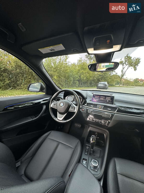 Внедорожник / Кроссовер BMW X1 2019 в Городке