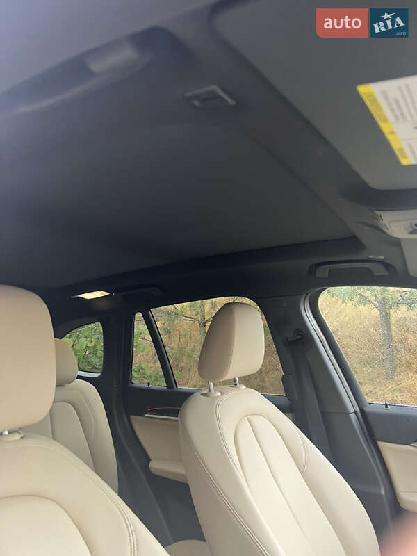 Внедорожник / Кроссовер BMW X1 2017 в Одессе фото 7 Внедорожник / Кроссовер BMW X1 2017 в Одессе