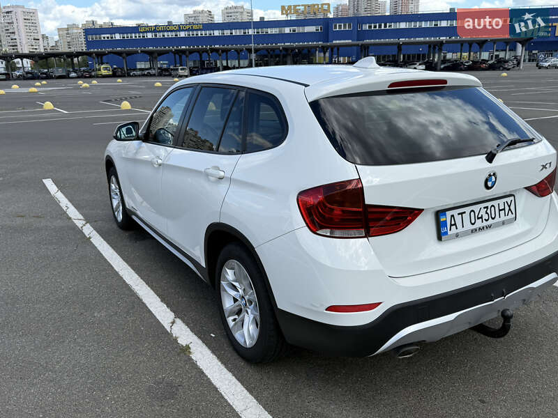 Позашляховик / Кросовер BMW X1 2014 в Києві