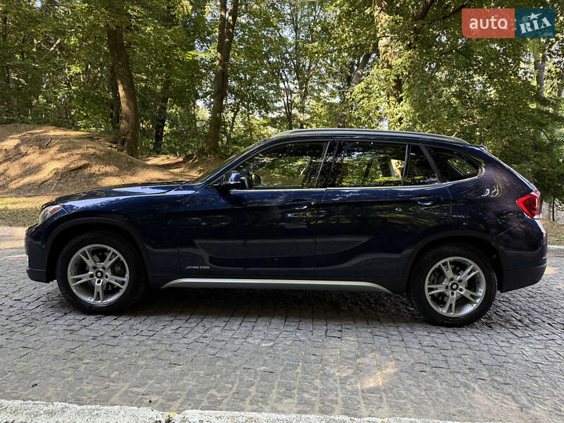 Позашляховик / Кросовер BMW X1 2014 в Чернівцях
