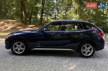 Внедорожник / Кроссовер BMW X1 2014 в 