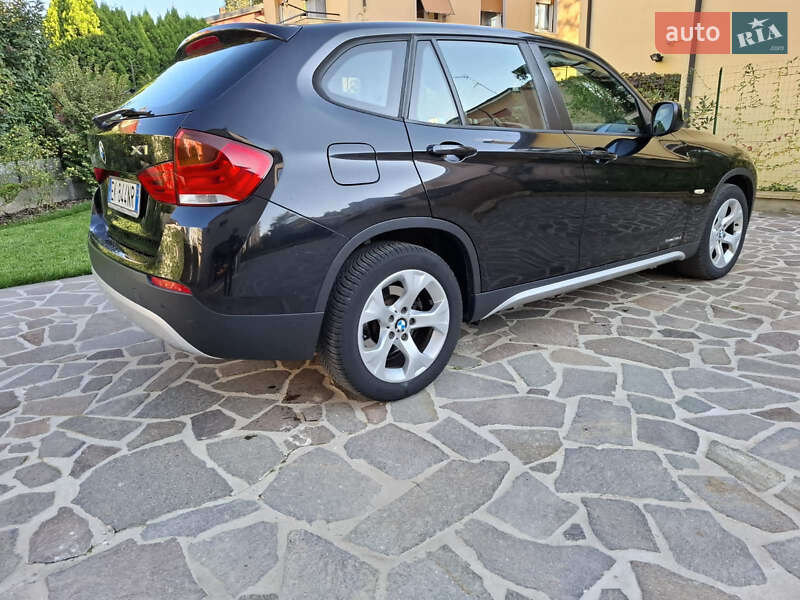 Внедорожник / Кроссовер BMW X1 2011 в Тернополе
