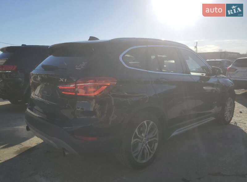 Внедорожник / Кроссовер BMW X1 2016 в Киеве фото 6 Внедорожник / Кроссовер BMW X1 2016 в Киеве