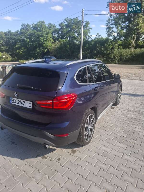 Позашляховик / Кросовер BMW X1 2016 в Києві