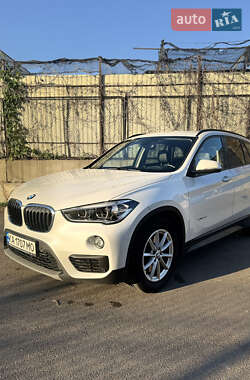 Внедорожник / Кроссовер BMW X1 2016 в Киеве