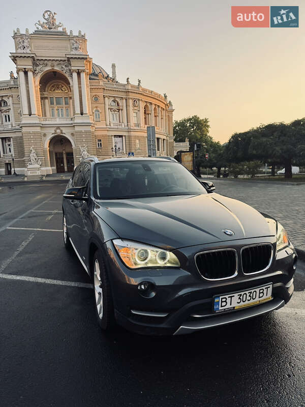 Внедорожник / Кроссовер BMW X1 2013 в Одессе