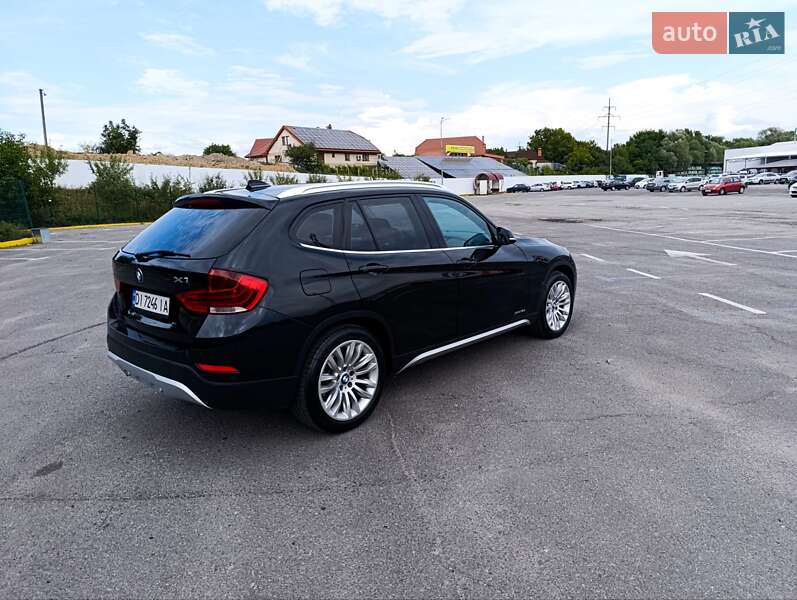 Внедорожник / Кроссовер BMW X1 2015 в Ужгороде