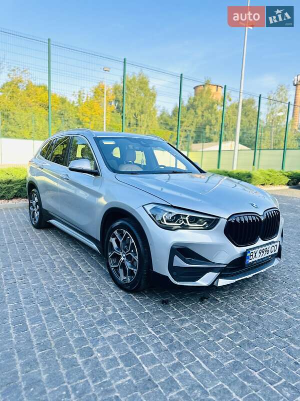 Позашляховик / Кросовер BMW X1 2019 в Коростишеві