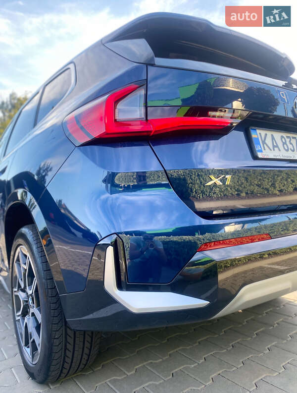 Внедорожник / Кроссовер BMW X1 2024 в Киеве