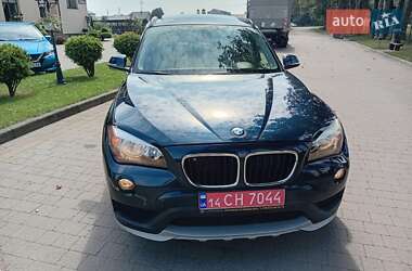 Внедорожник / Кроссовер BMW X1 2015 в 