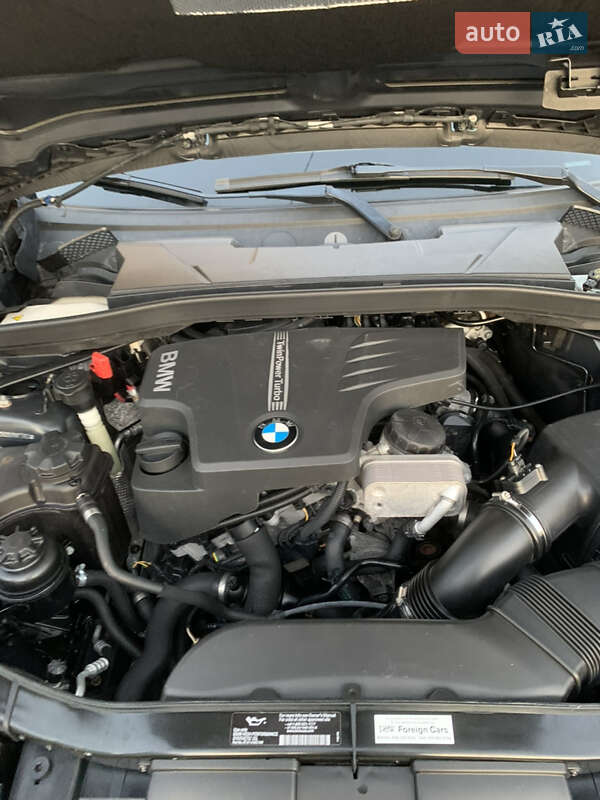Внедорожник / Кроссовер BMW X1 2012 в Киеве
