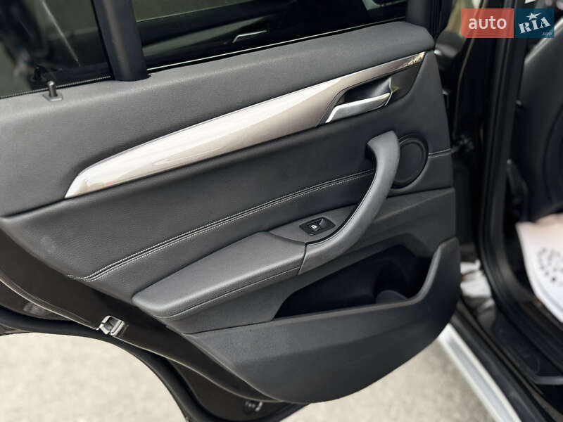 Внедорожник / Кроссовер BMW X1 2019 в Дрогобыче