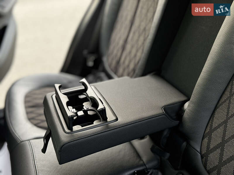 Внедорожник / Кроссовер BMW X1 2019 в Дрогобыче