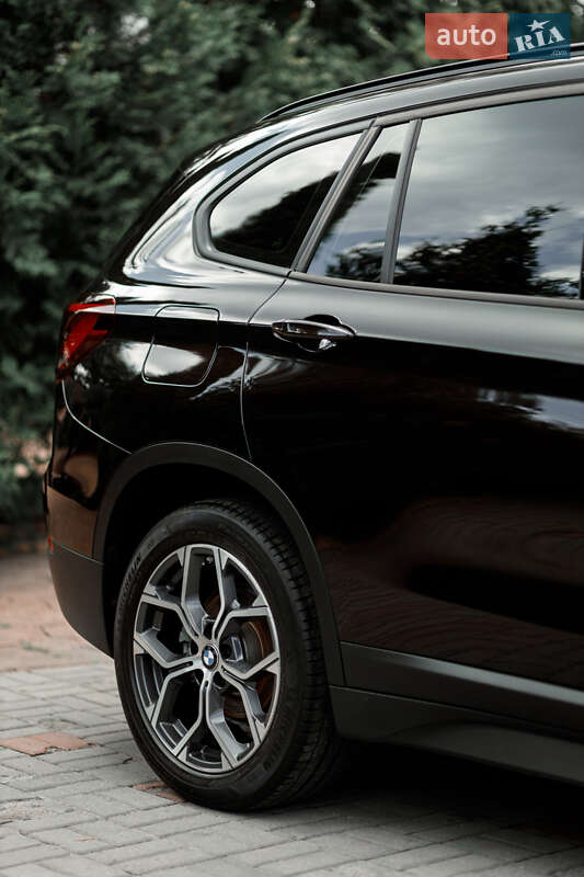 Внедорожник / Кроссовер BMW X1 2022 в Каменском