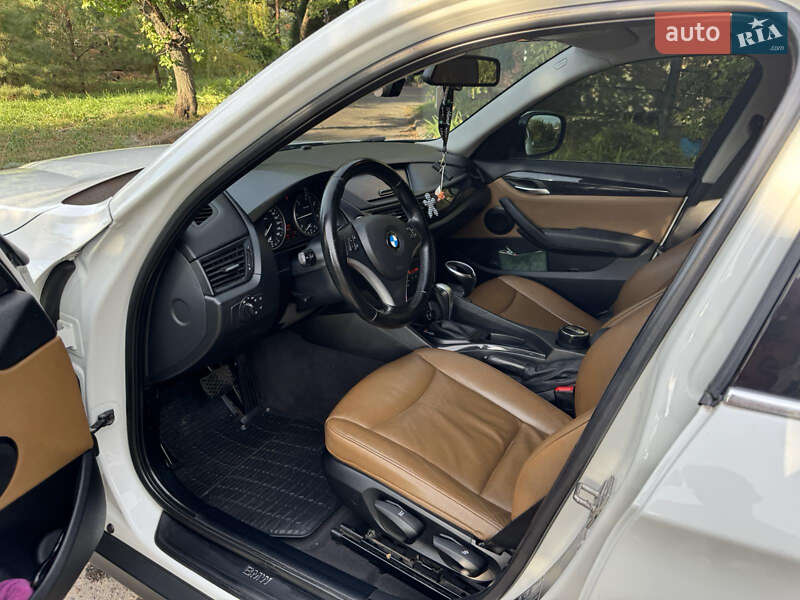 Позашляховик / Кросовер BMW X1 2012 в Олександрії