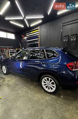 Внедорожник / Кроссовер BMW X1 2012 в Киеве