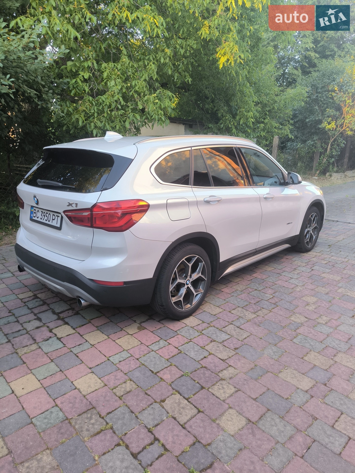 2016 BMW X1 - мініатюра 3