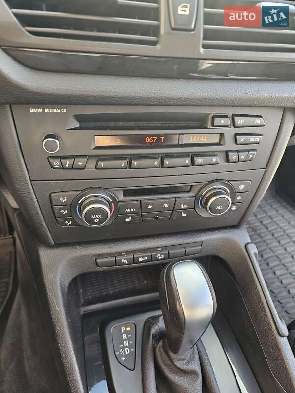 Внедорожник / Кроссовер BMW X1 2012 в Коростене фото 42 Внедорожник / Кроссовер BMW X1 2012 в Коростене