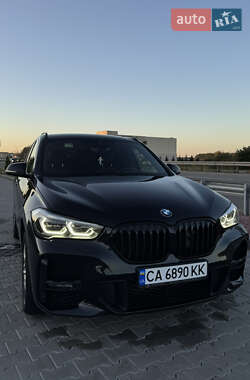 Внедорожник / Кроссовер BMW X1 2021 в Киеве