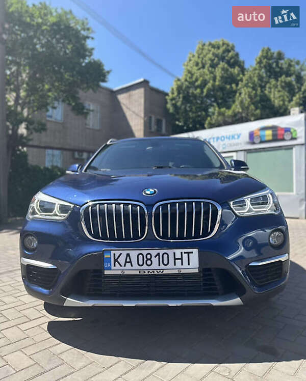 Позашляховик / Кросовер BMW X1 2016 в Києві