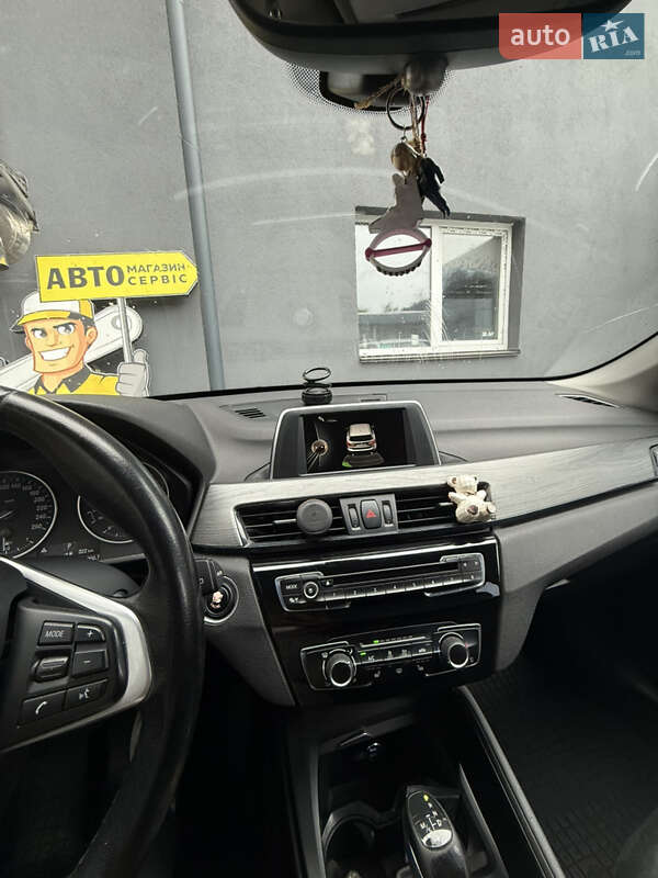 Внедорожник / Кроссовер BMW X1 2015 в Буче