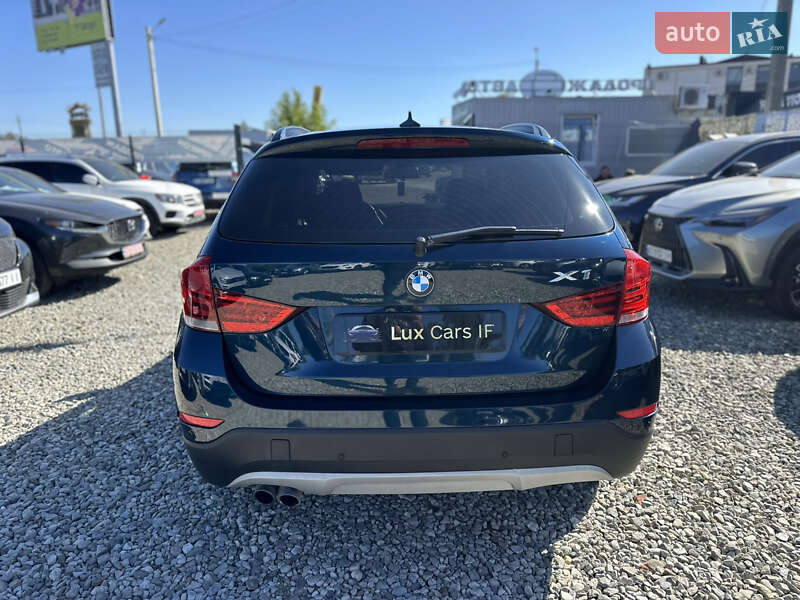 Позашляховик / Кросовер BMW X1 2015 в Івано-Франківську