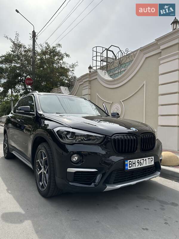 Внедорожник / Кроссовер BMW X1 2017 в Одессе фото 2 Внедорожник / Кроссовер BMW X1 2017 в Одессе