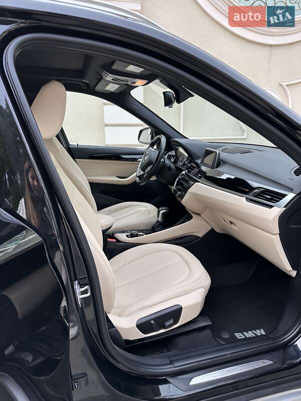 Внедорожник / Кроссовер BMW X1 2017 в Одессе фото 11 Внедорожник / Кроссовер BMW X1 2017 в Одессе