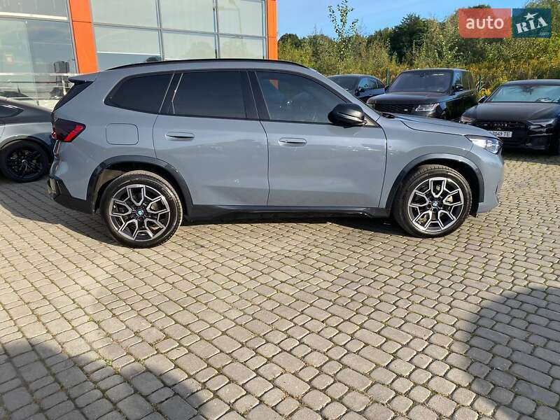 Внедорожник / Кроссовер BMW X1 2024 в Львове