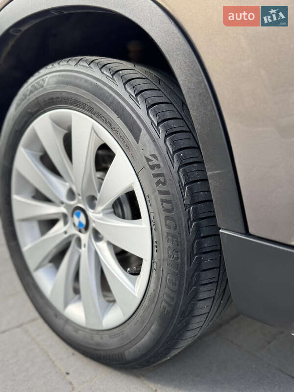 Позашляховик / Кросовер BMW X1 2011 в Хусті