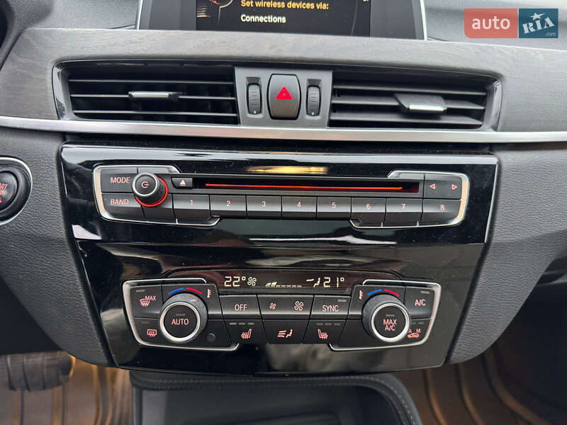 Позашляховик / Кросовер BMW X1 2016 в Сумах