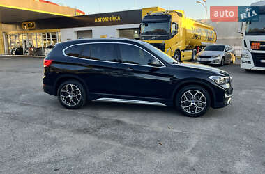 Внедорожник / Кроссовер BMW X1 2020 в 