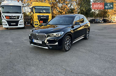 Внедорожник / Кроссовер BMW X1 2020 в 