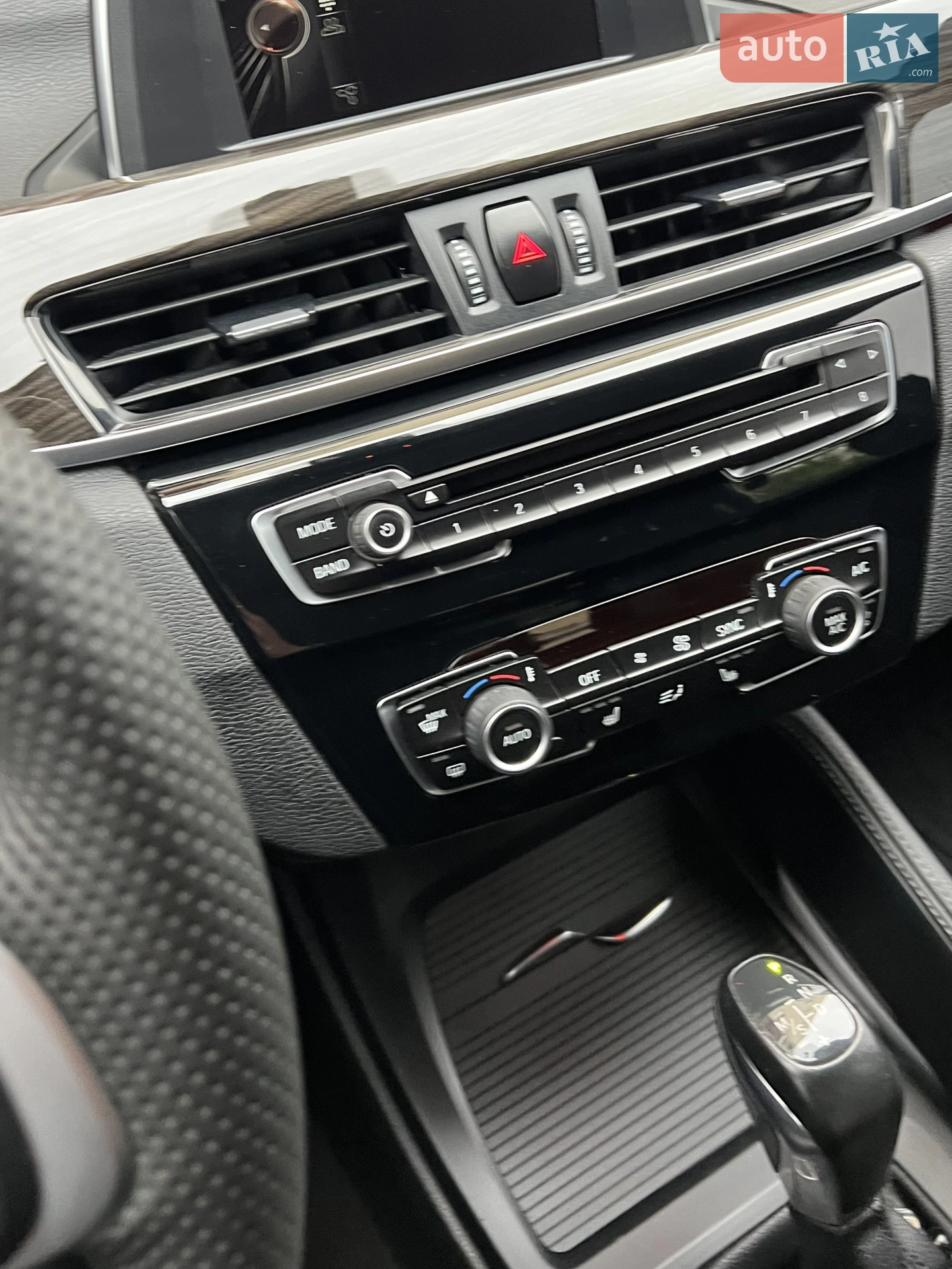 2017 BMW X1 - мініатюра 16