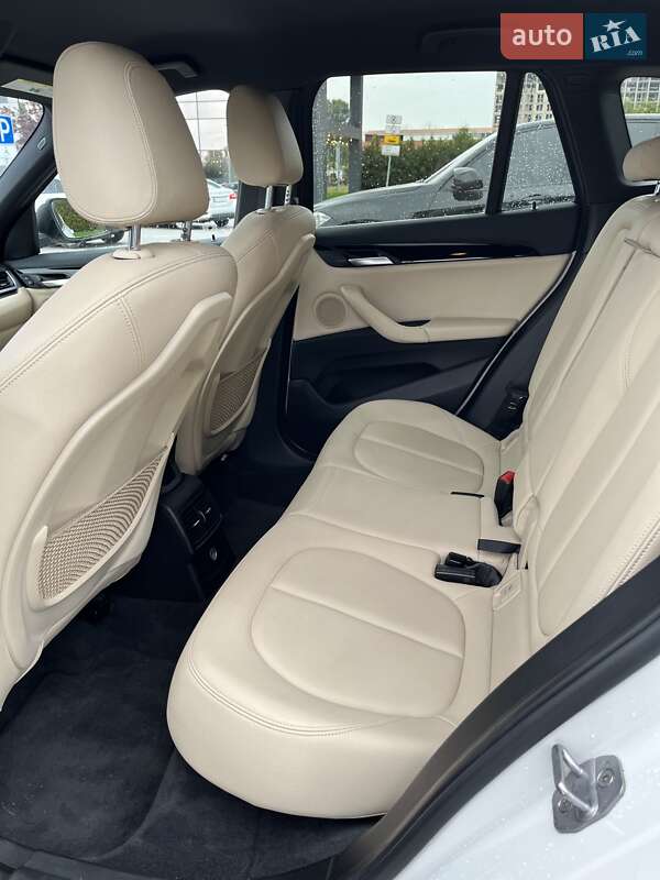 Позашляховик / Кросовер BMW X1 2018 в Києві