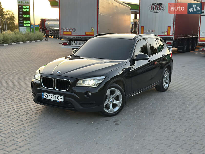 Внедорожник / Кроссовер BMW X1 2013 в Хмельницком