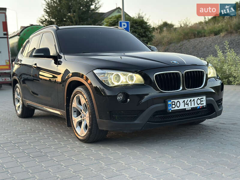 Внедорожник / Кроссовер BMW X1 2013 в Хмельницком