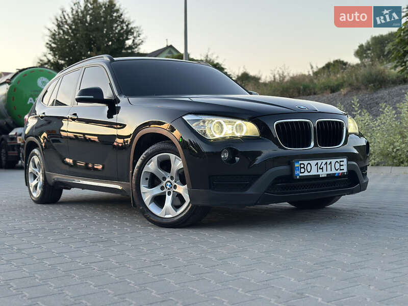 Внедорожник / Кроссовер BMW X1 2013 в Хмельницком