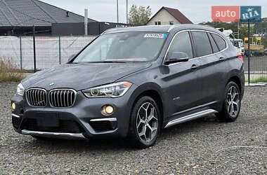 Внедорожник / Кроссовер BMW X1 2016 в Луцке