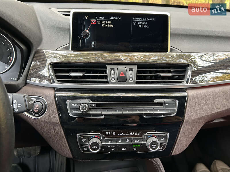 Внедорожник / Кроссовер BMW X1 2017 в Харькове