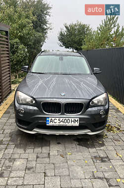 Внедорожник / Кроссовер BMW X1 2015 в Луцке