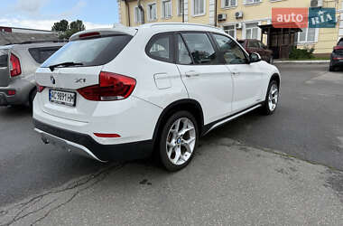 Внедорожник / Кроссовер BMW X1 2014 в 
